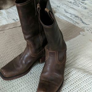 Frye Calvary boots 7.5
